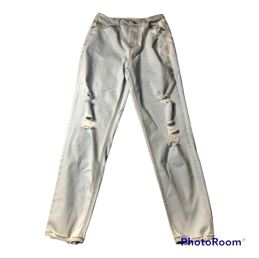Vanilla Star size 9 mom jeans bleach washed destroyed